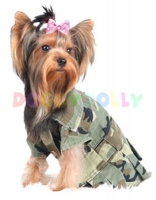 Gr�nes Camouflagekleid mit Leckerli-Tasche