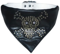 Kunstlederhalstuch schwarz mit Totenkopf